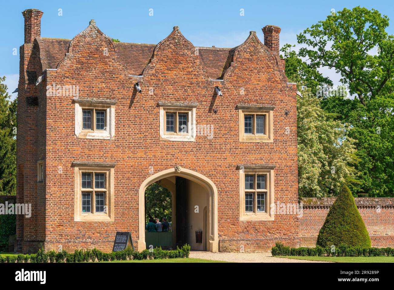 Doddington Hall Lincolnshire, growing sweet peas, fragrance, Victorian