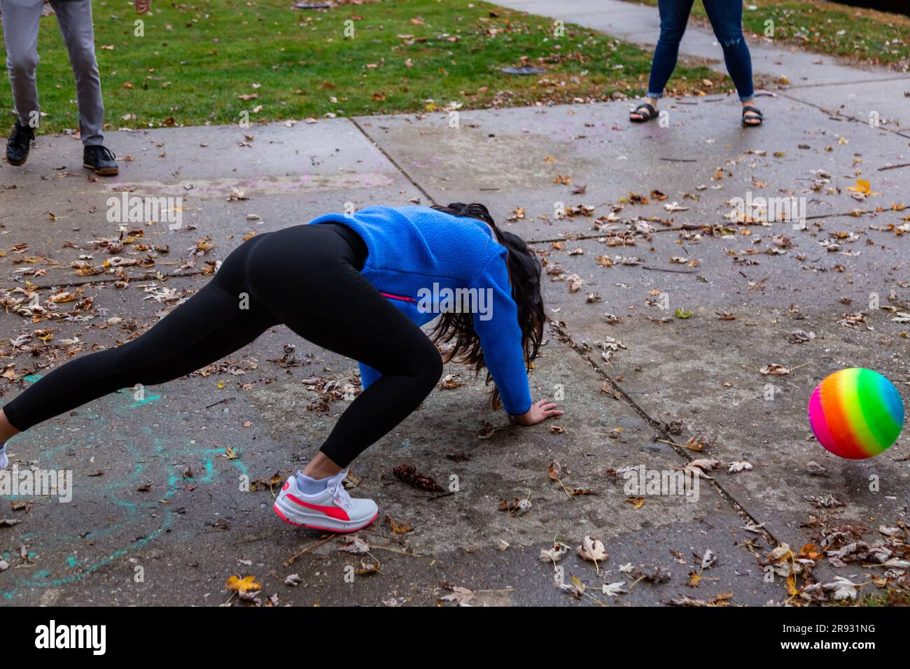 Four square game hi-res stock photography and images - Alamy