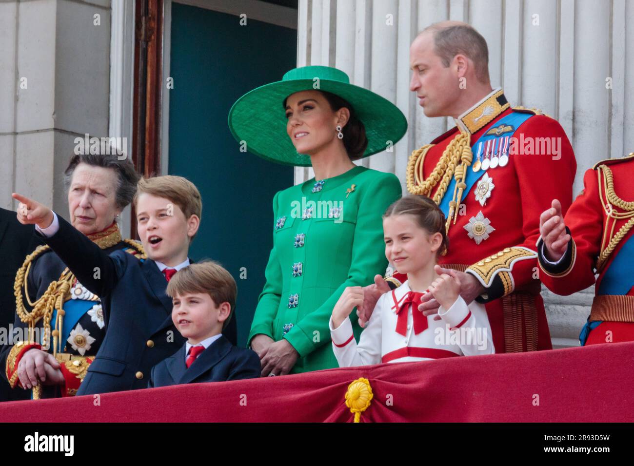 The British Royal Family on the Buckingham Palace balcony to watch the