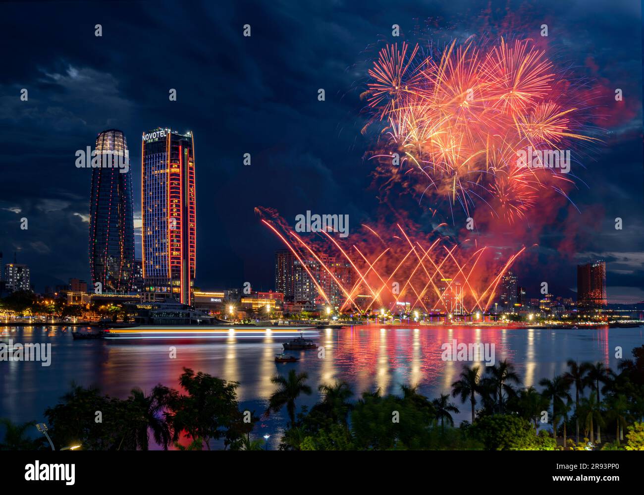 Da Nang International Fireworks Festival 2023, Da Nang city, Vietnam. Photo taken on June 2023 Stock Photo