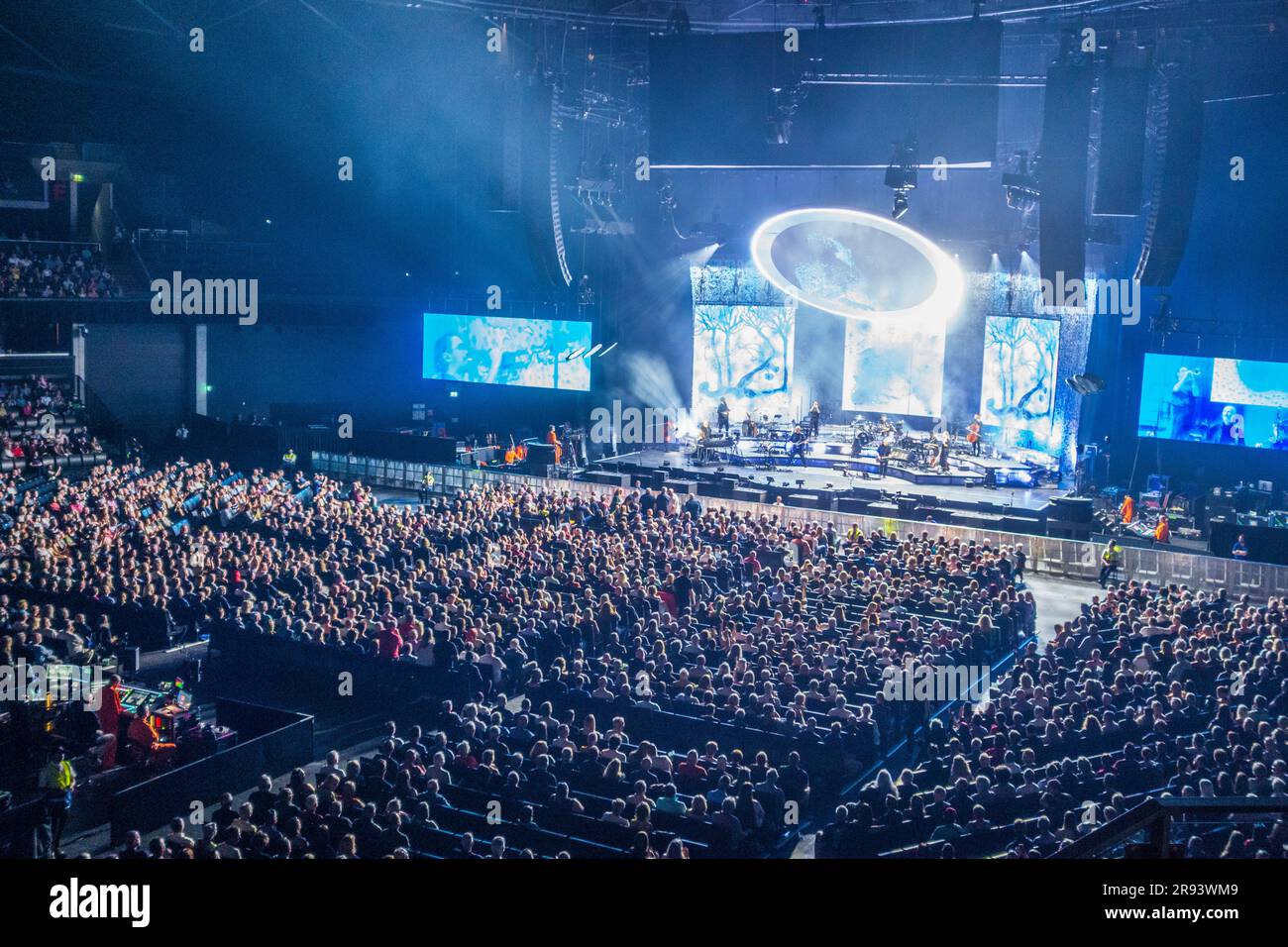 Peter Gabriel tour UK summer 2023 Glasgow Hydro Stock Photo Alamy