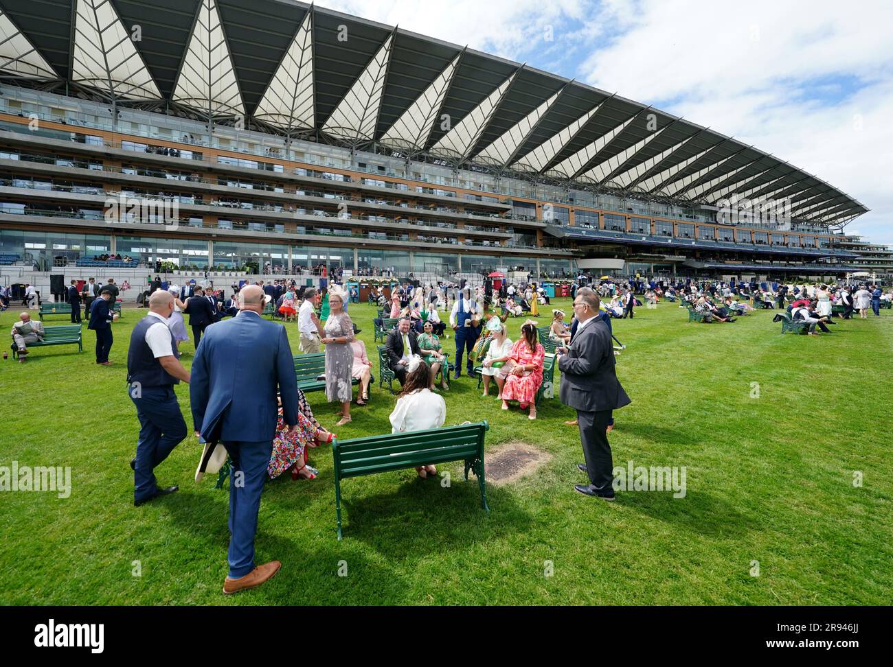 Royal ascot 2023 race hi-res stock photography and images - Alamy