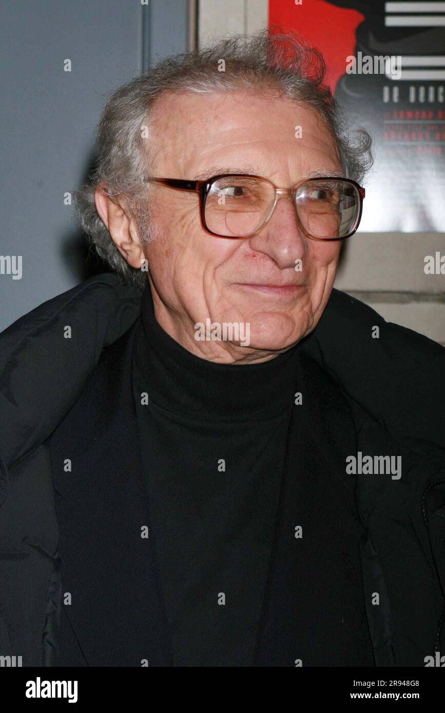 **FILE PHOTO** Sheldon Hamrick Has Passed Away. Sheldon Harnick attends the opening night performance of the new production of 'Cyrano de Bergerac' at the Richard Rogers Theatre in New York City on November 1, 2007. Photo Credit: Henry McGee/MediaPunch Credit: MediaPunch Inc/Alamy Live News Stock Photo