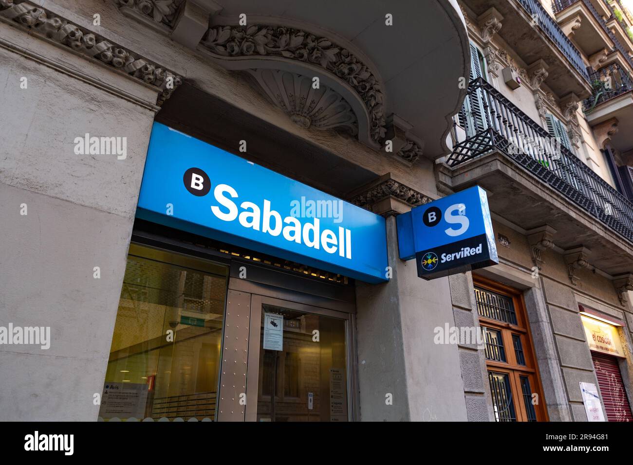 Via dalla Catalogna, Banco Sabadell apre la strada. Pronto un