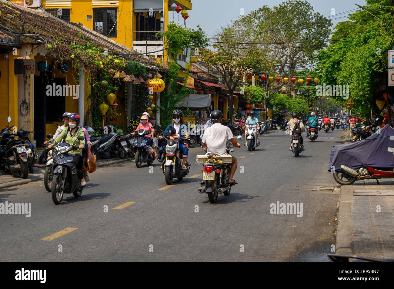 The moped is the most common motorised means of transport in Vietnam