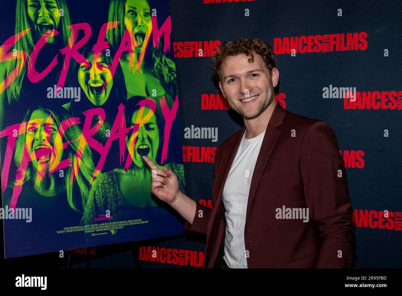 Scream premiere hi-res stock photography and images - Page 5 - Alamy