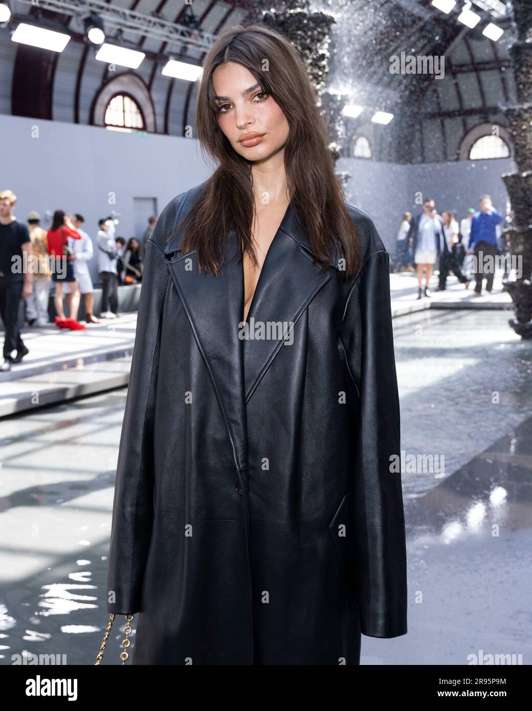 Emily ratajkowski 2023 hi-res stock photography and images - Alamy