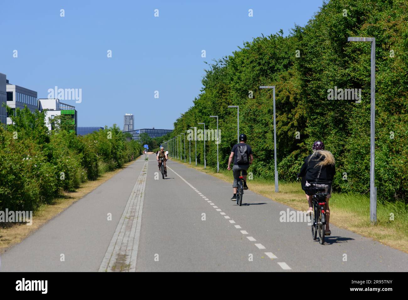 Kopenhagen, Stadtentwicklungsgebiet Ørestad, Fahrradhighway ...