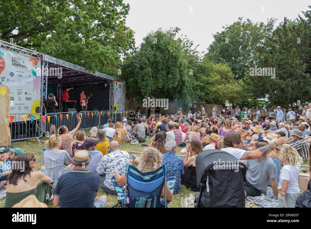 Leigh on Sea, UK. 24th Jun, 2023. Hundreds of people attend the folk