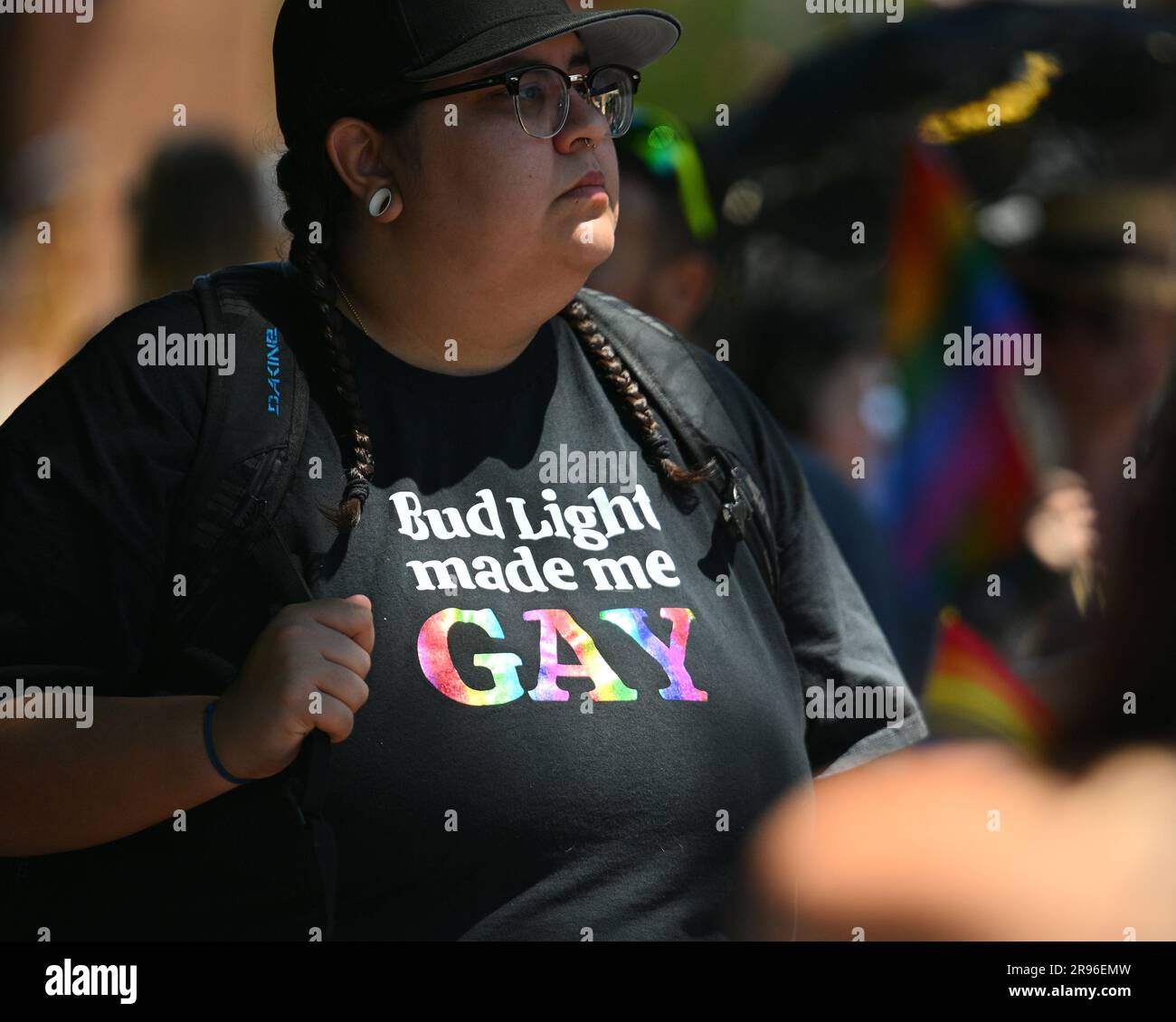 Santa Fe, United States. 24th June, 2023. A spectator wears a shirt