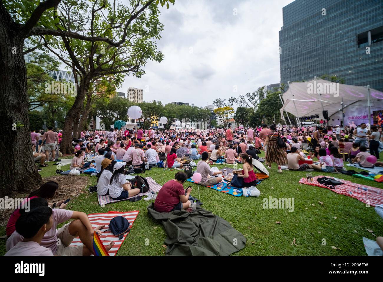 Singapore 24th June 2023 Thousands Celebrate Pink Dot Sg In Hong