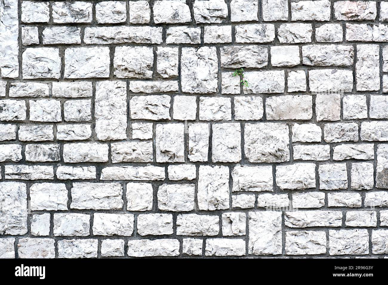 Block Shaped Rocks Irregular shaped stones hi-res stock photography and images - Alamy