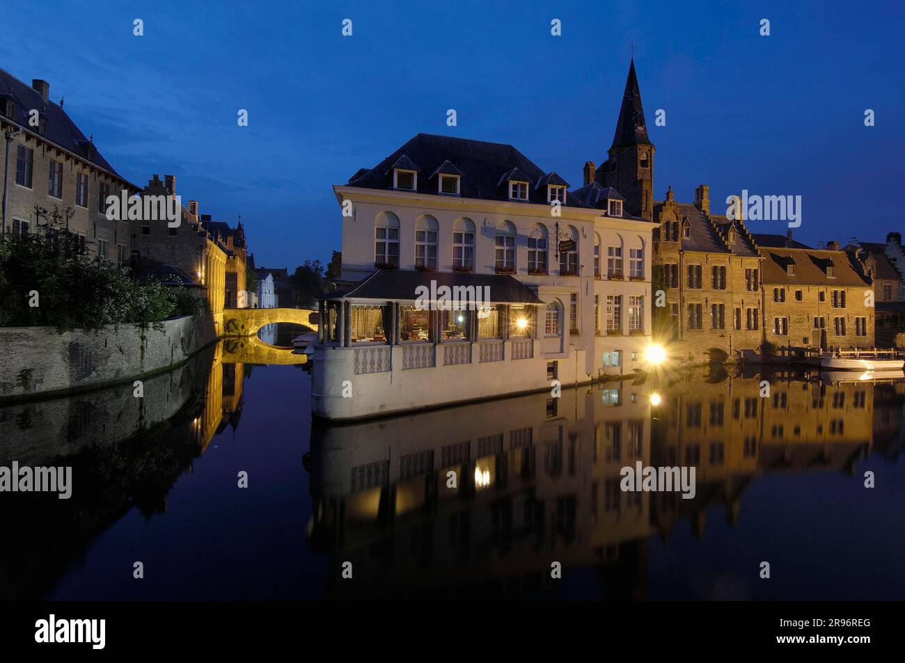 Restaurant and hotel 'Duc de Bourgogne', Flanders, River Dijver, Bruges, West Flanders, Belgium Stock Photo