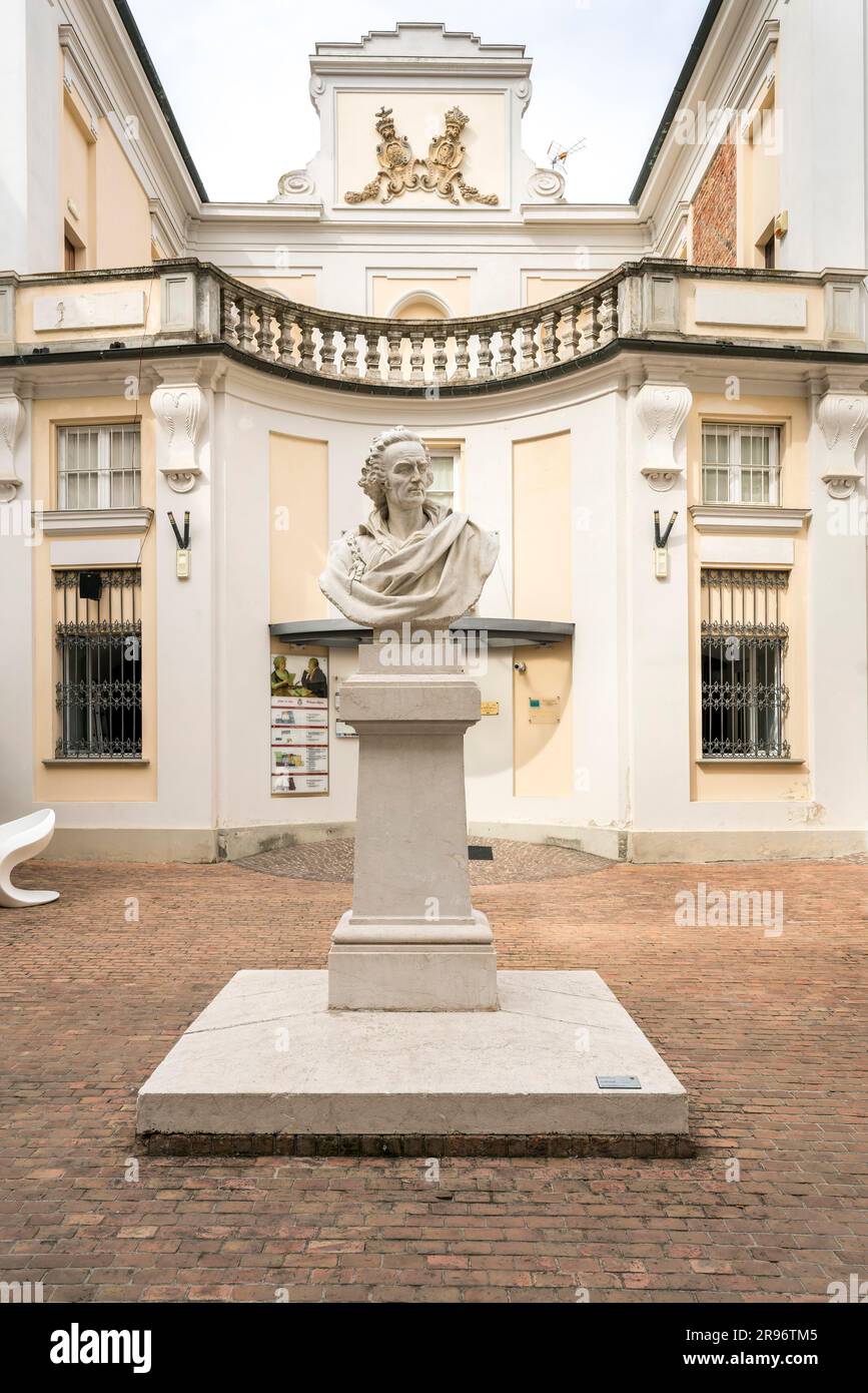 Inner courtyard with bust of the poet Vittorio Alfieri, 1749-1803 ...