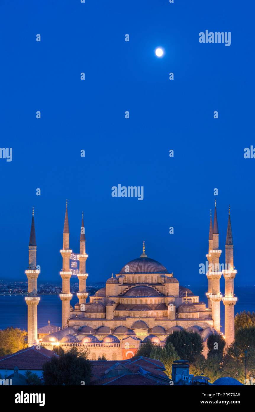 Sultan Ahmed Mosque aka Blue Mosque, Istanbul, Turkey Stock Photo - Alamy