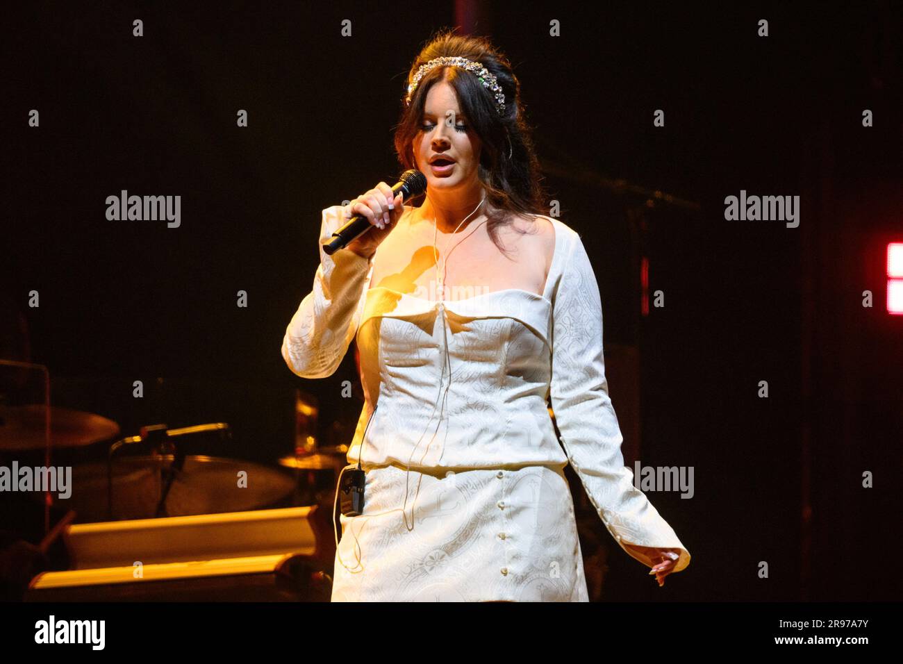 Somerset, UK. 25 June 2023. Lana Del Rey performing on the Other stage, at the Glastonbury Festival at Worthy Farm in Somerset. Picture date: Sunday June 25, 2023. Photo credit should read: Matt Crossick/Empics/Alamy Live News Stock Photo