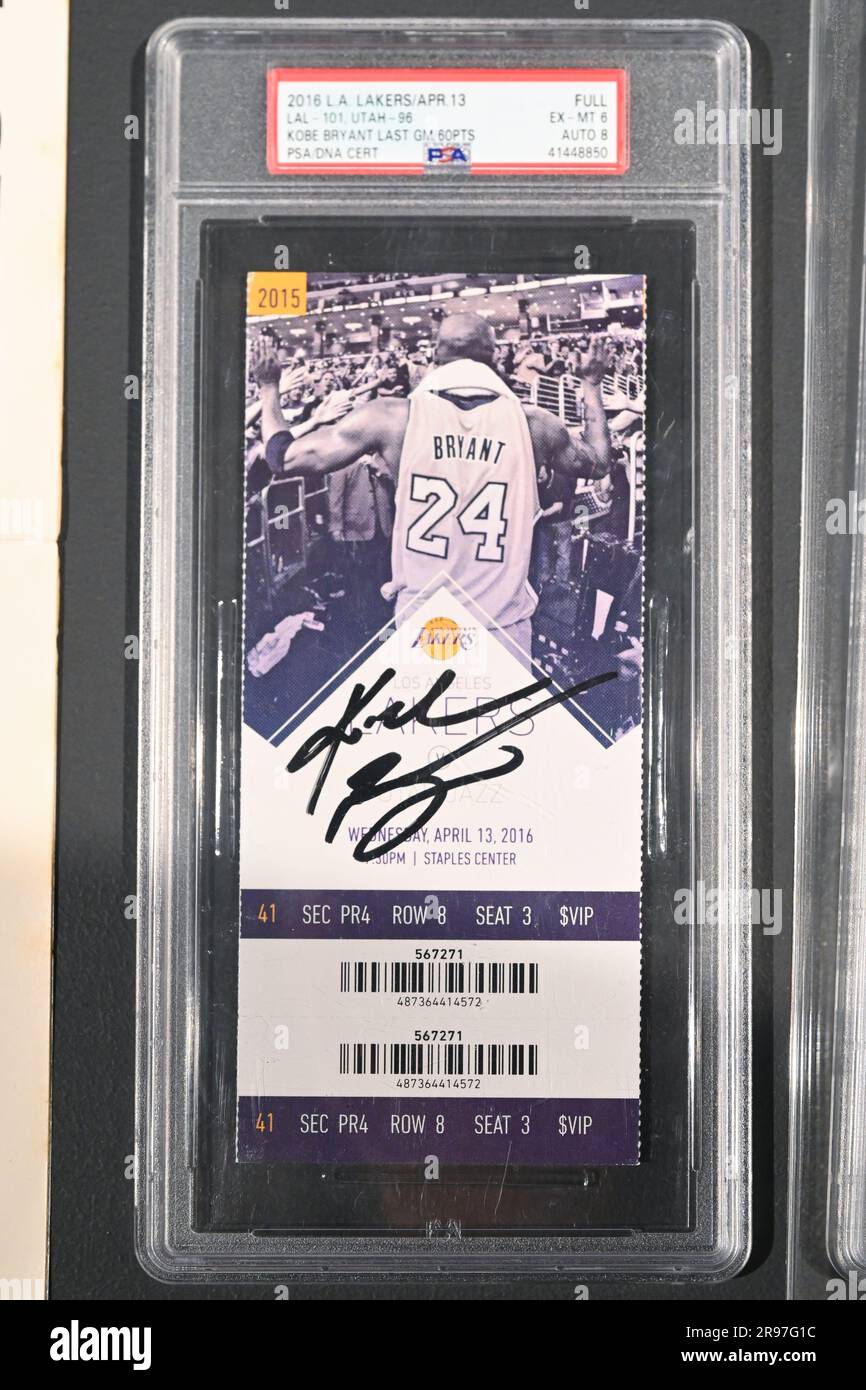 Kobe Bryant Final Career NBA Game ‘60Point Performance’ Signed Ticket