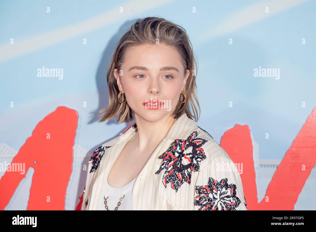 Chloe grace moretz 2022 hi-res stock photography and images - Alamy