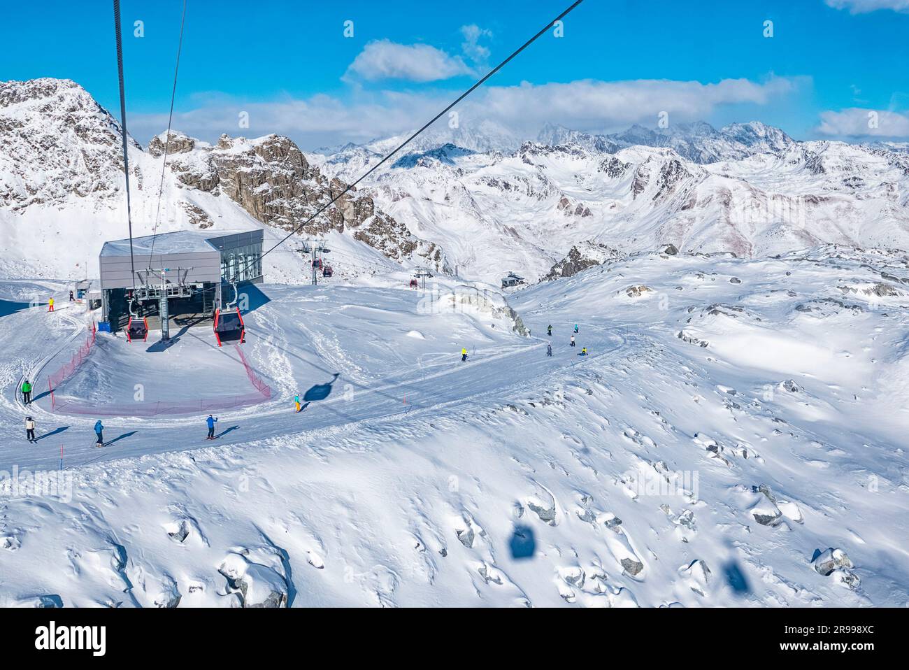 Ponte di legno ski resort hi-res stock photography and images - Alamy