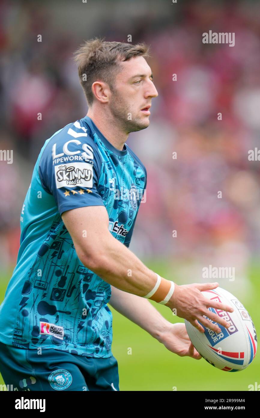 Jake Wardle 4 of Wigan Warriors warms up before the Betfred Super