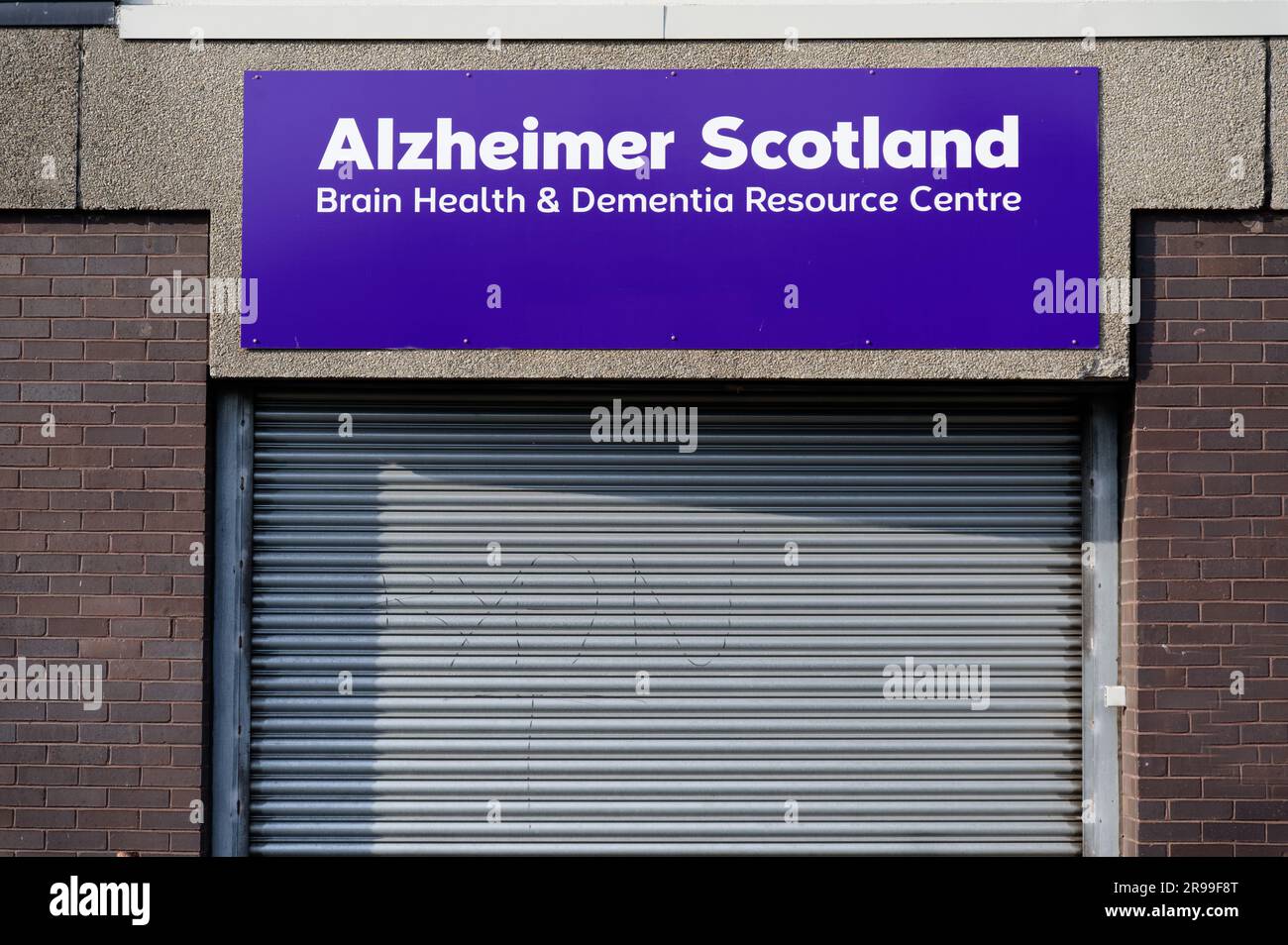alzheimer-scotland-dementia-charity-building-entrance-stock-photo-alamy