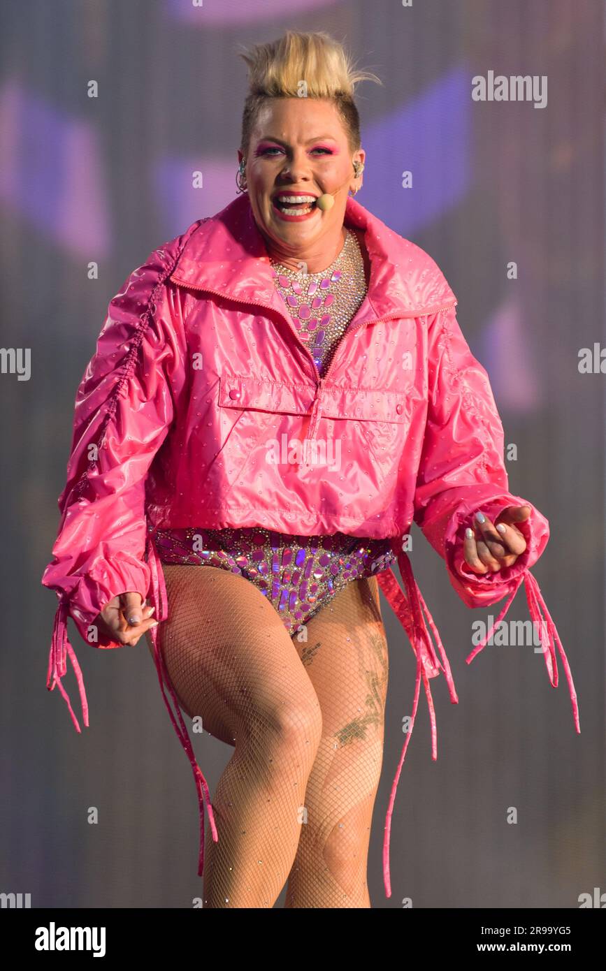 Pink British Summer Time Hyde Park London Stock Photo Alamy
