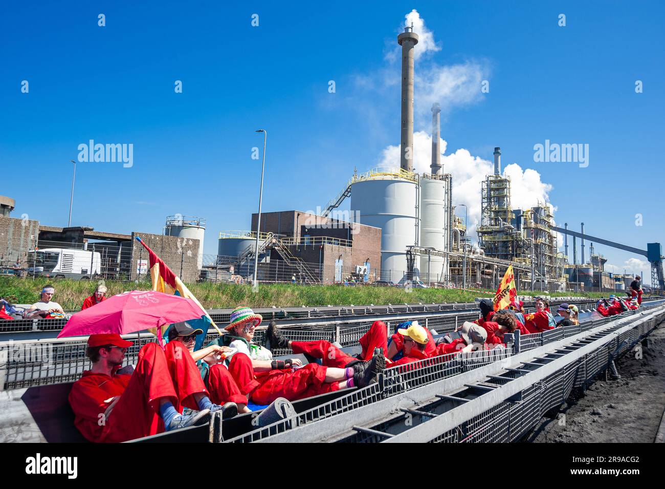 TaTa Steel. Ijmuiden, The Netherlands Saturday 24th June, 2023. Climate  activists, Green Peace and Extinction Rebellion held an illegal  demonstration Stock Photo - Alamy