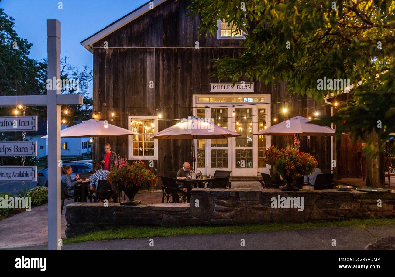 Outdoor dining at Grafton Inn Restaurant, Grafton ,Vermont, USA Stock Photo