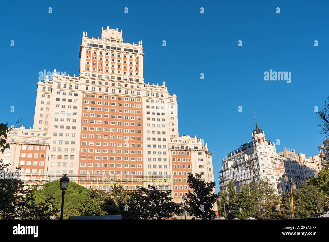 The Edificio Espana at the Plaza de Espana in Madrid, Spain Stock Photo
