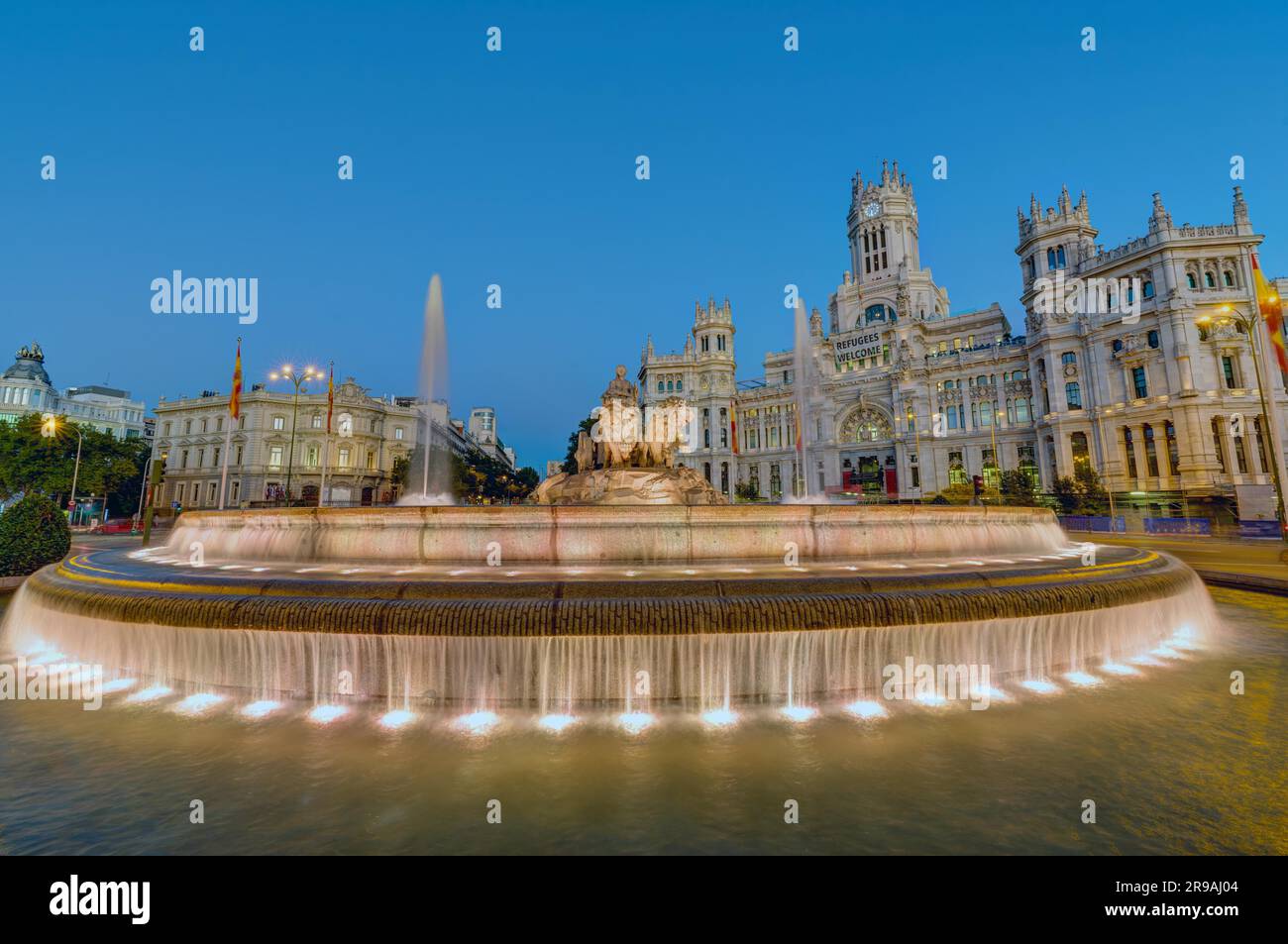 The Plaza de Cibeles in Madrid with the Cibeles Fountain at night Stock Photo