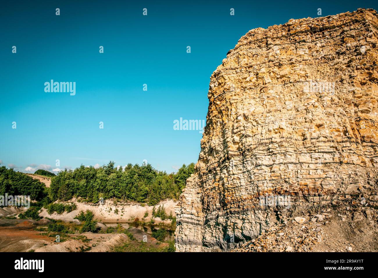 Blue sky canyon hi-res stock photography and images - Alamy