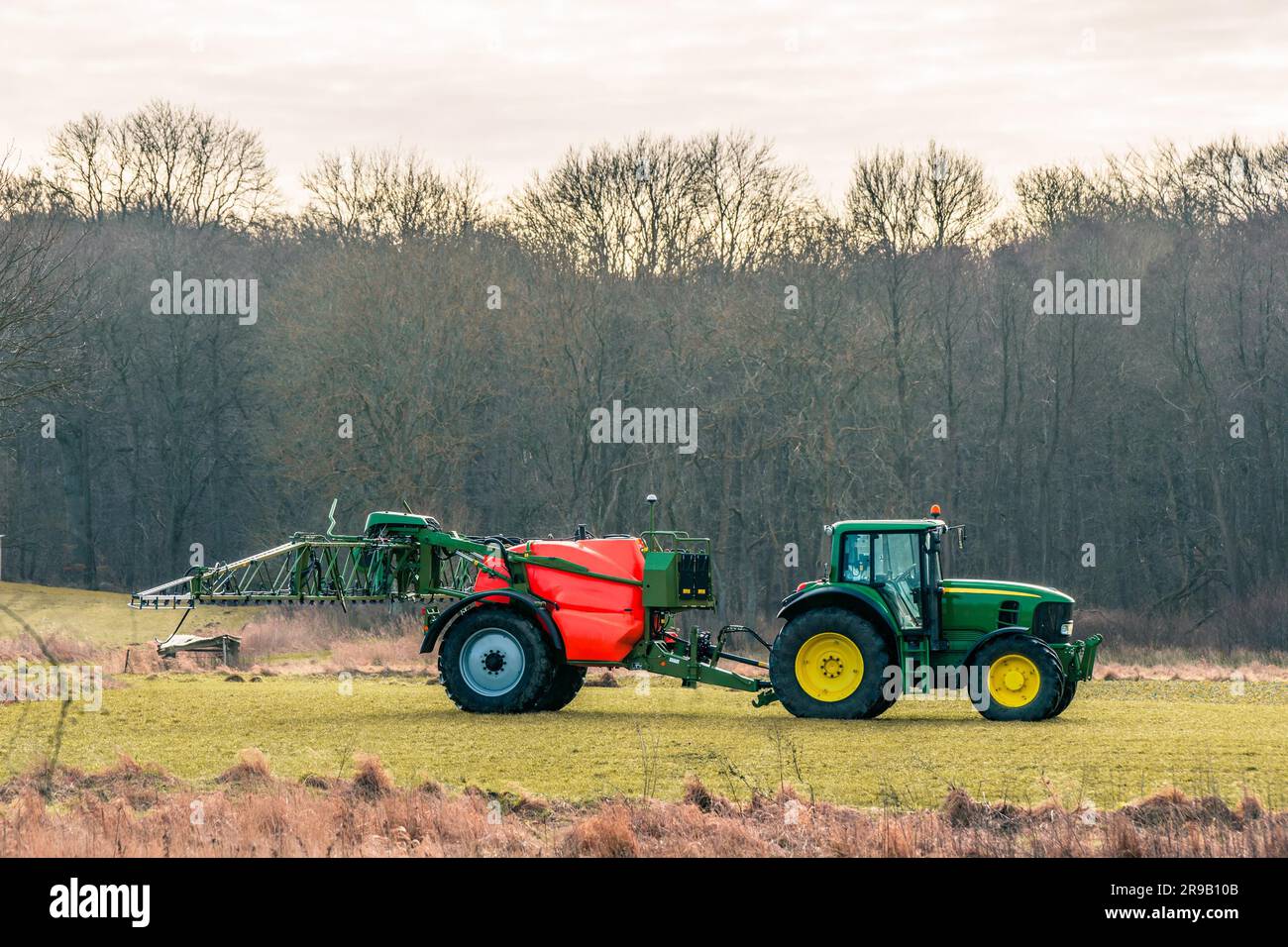 Early tractor hi-res stock photography and images - Alamy
