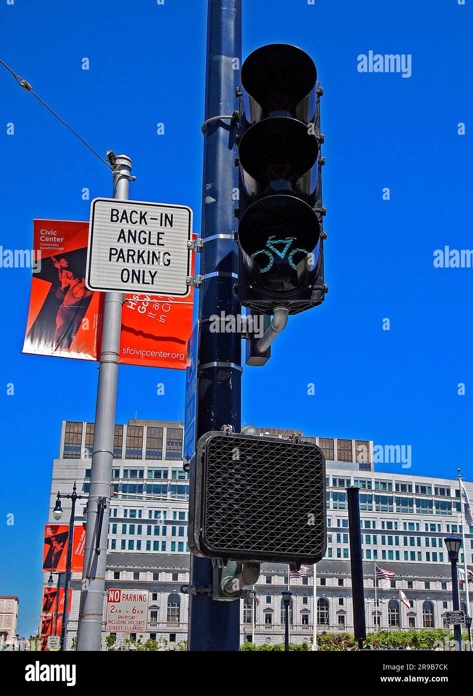 green bicycle traffic light in San Francisco, California Stock Photo