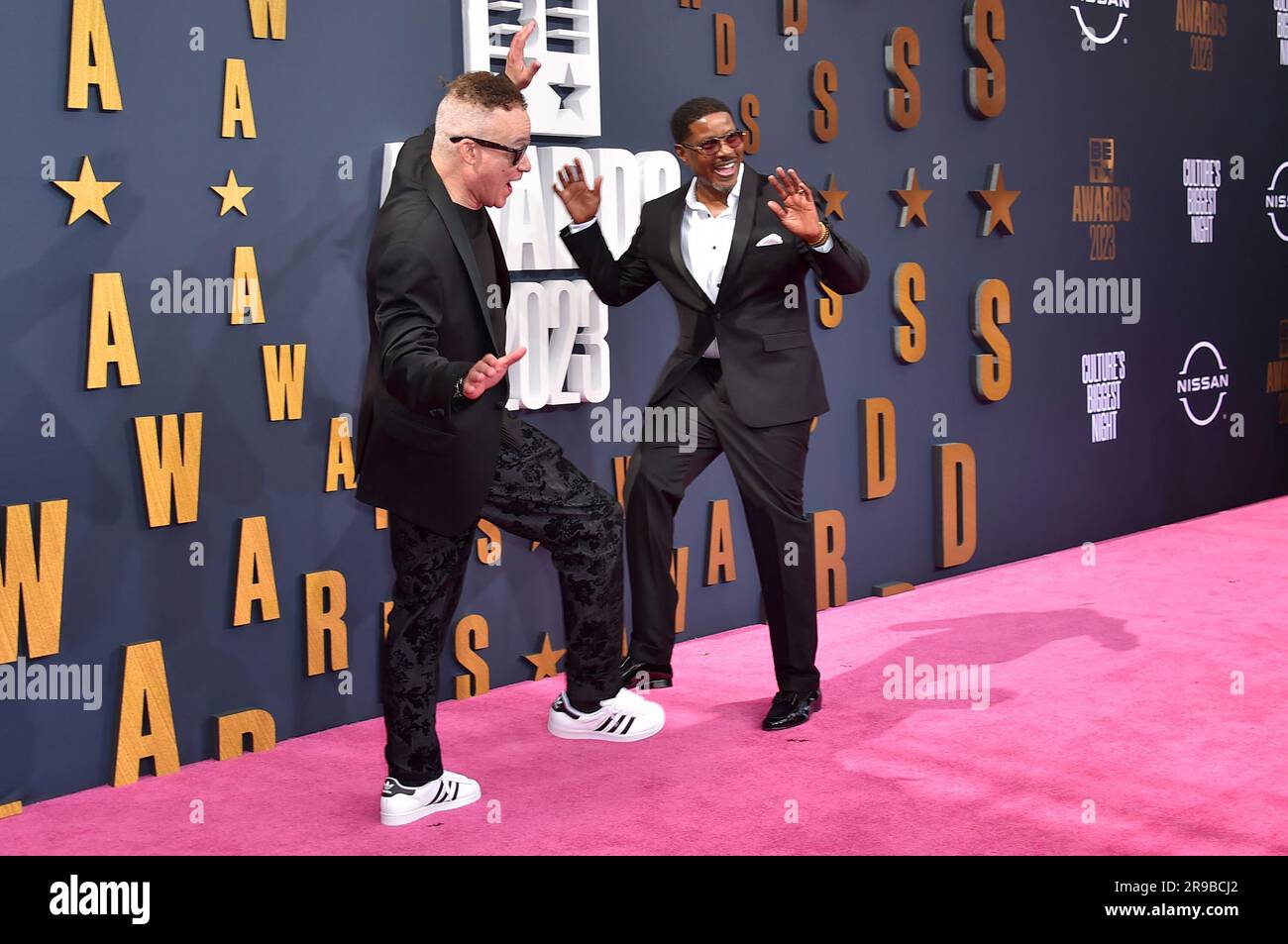 Christopher Reid, left, and Christopher Martin perform the Kid 'n Play