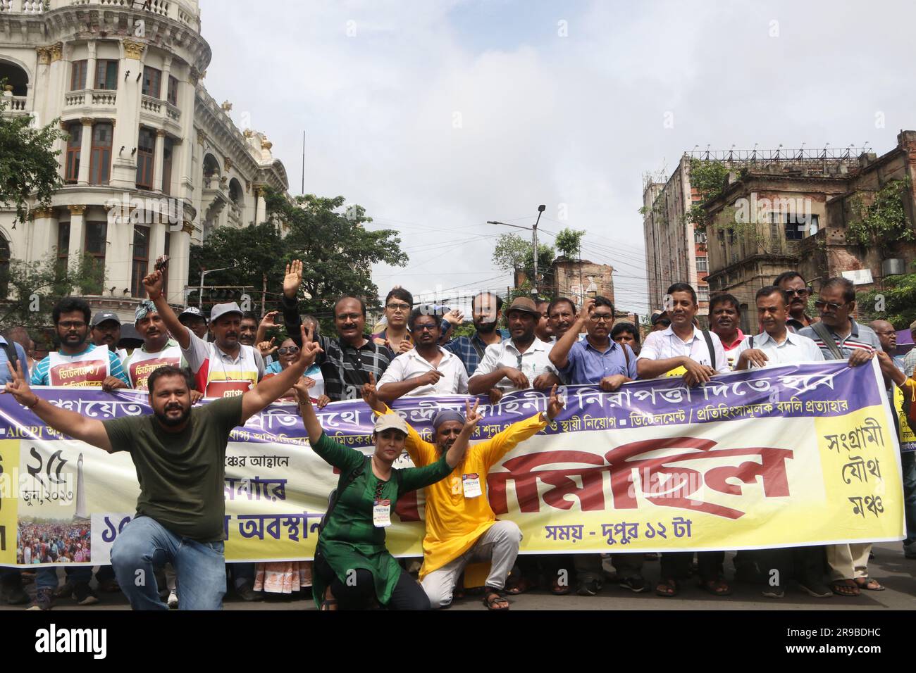 Kolkata, India. 25th June, 2023. June 25, 2023, Kolkata, India: State Government Employees shout slogans during a protest rally against the State Government while refusing to join election duty without the central force ahead of the upcoming Panchayat Election. on June 25, 2023 in Kolkata, India. (Photo by Dipa Chakraborty/ Credit: Eyepix Group/Alamy Live News Stock Photo
