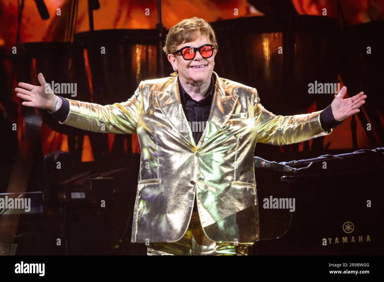 Somerset, UK. 25 June 2023. Elton John performing on the Pyramid Stage, at the Glastonbury Festival at Worthy Farm in Somerset. Picture date: Sunday June 25, 2023. Photo credit should read: Matt Crossick/Empics/Alamy Live News Stock Photo