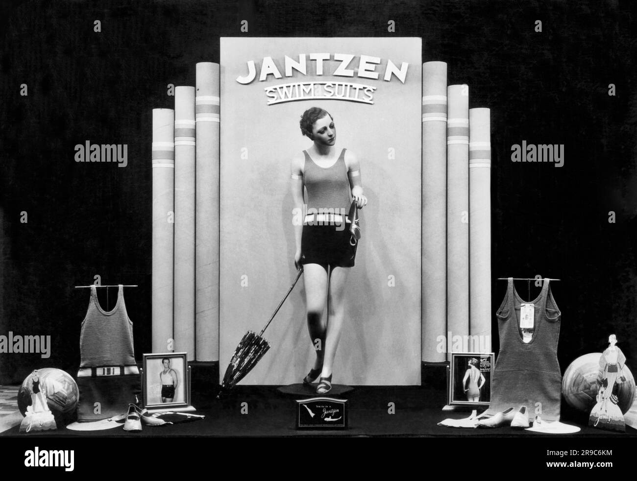 Redding, California:  c. 1925. A window display by George Hauber at the McCormick-Saeltzer department store for Jantzen swim suits. Stock Photo