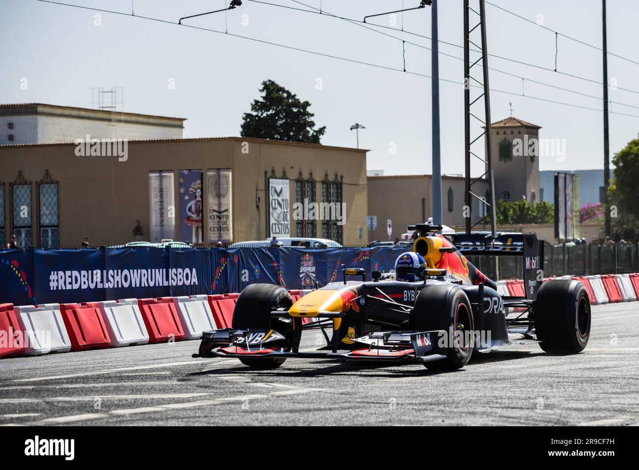 Lisbon, Portugal. 25th June, 2023. The British David Coulthard drives the formula 1 car - RB7 during the first edition of the Red Bull Showrun in Lisbon. Credit: SOPA Images Limited/Alamy Live News Stock Photo
