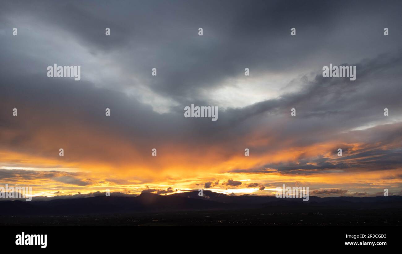 Real majestic sunrise sundown hires stock photography and images Alamy — free download