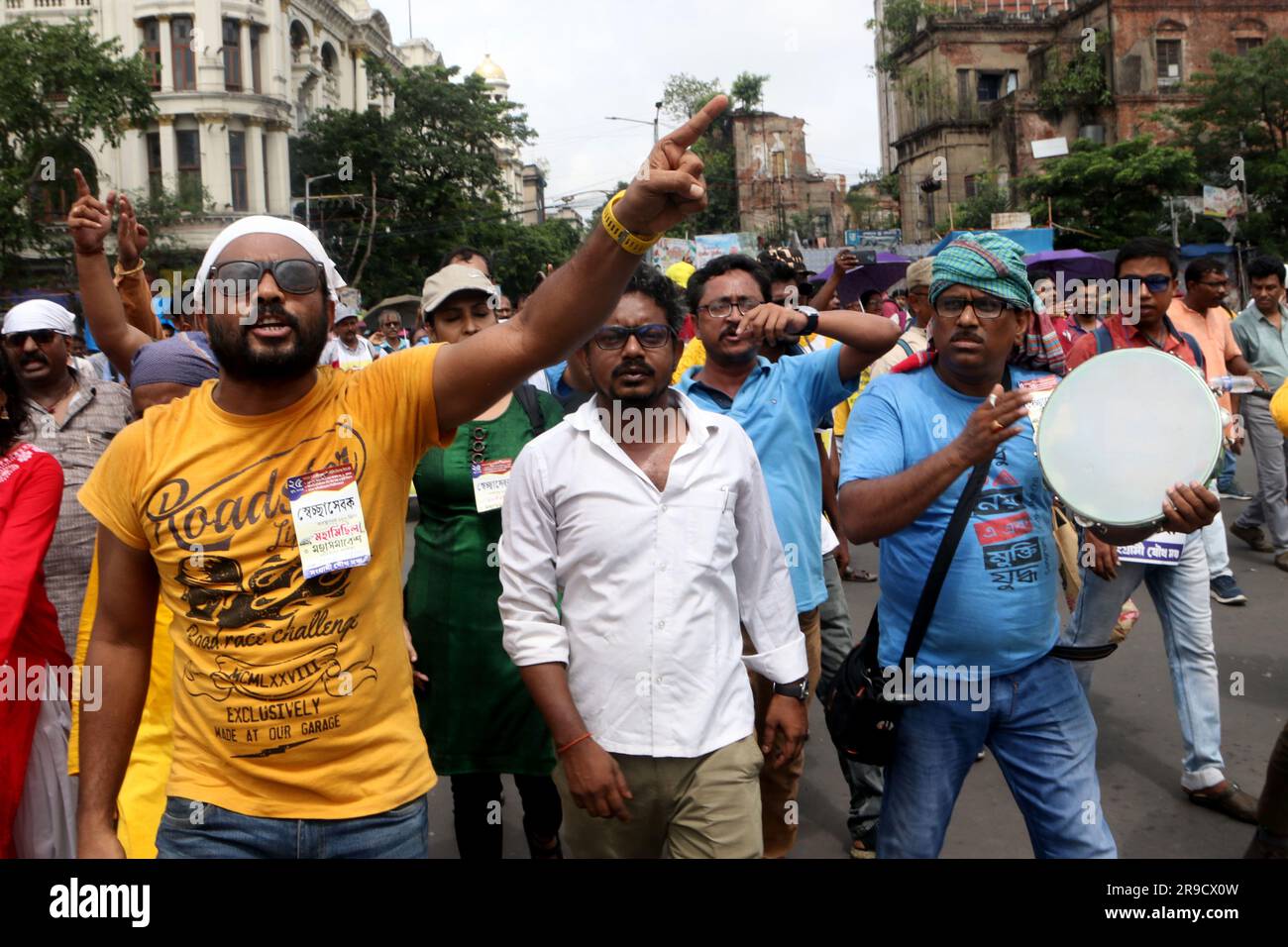 Kolkata, India. 25th June, 2023. June 25, 2023, Kolkata, India: State Government Employees shout slogans during a protest rally against the State Government while refusing to join election duty without the central force ahead of the upcoming Panchayat Election. on June 25, 2023 in Kolkata, India. (Photo by Dipa Chakraborty/ Eyepix Group/Sipa USA) Credit: Sipa USA/Alamy Live News Stock Photo