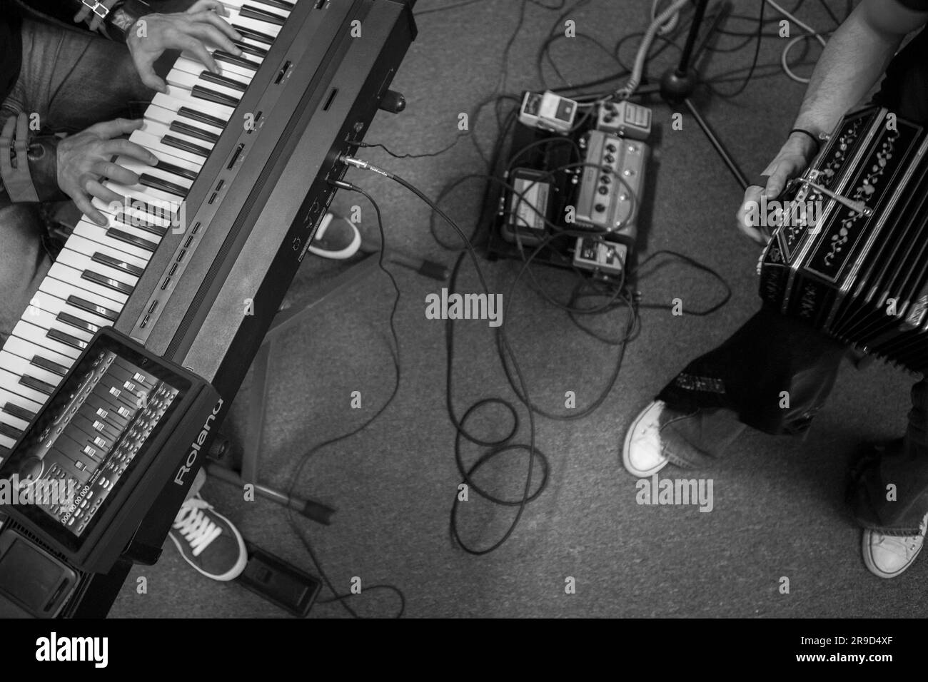 Musicians on Live Session Black and White Stock Photo - Alamy