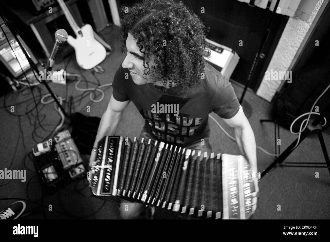 Musicians on Live Session Black and White Stock Photo - Alamy