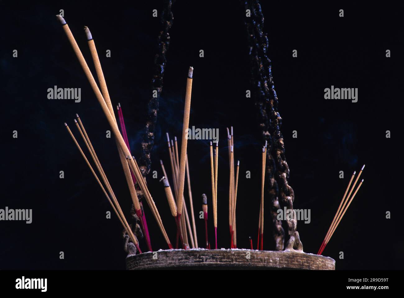 Incense burning in hanging pot at temple in Singapore Stock Photo Alamy