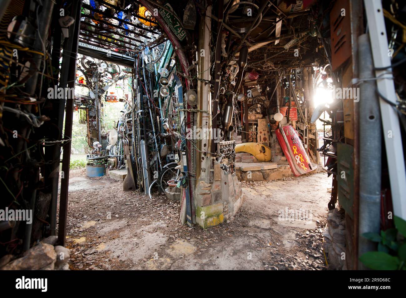 Out and about in Austin, TX: Cathedral of Junk yard art Stock Photo - Alamy