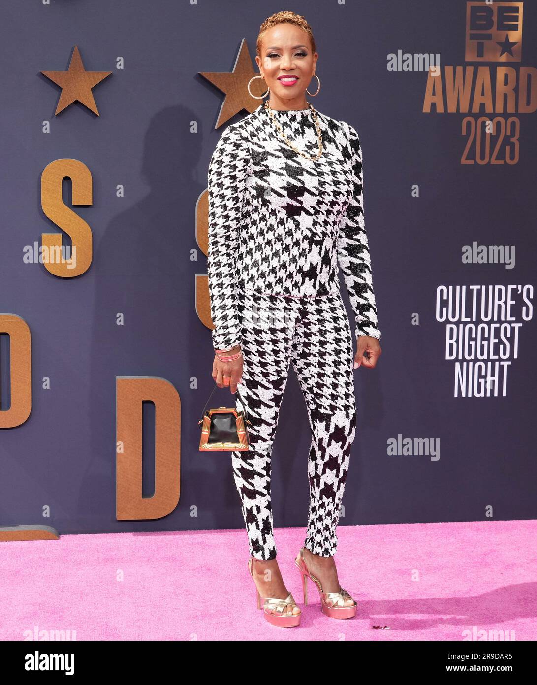 Los Angeles, USA. 25th June, 2023. MC Lyte arrives at the 2023 BET