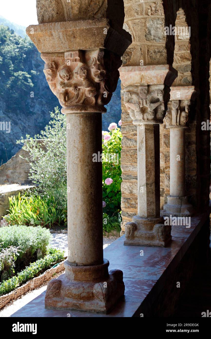 Saint-Martin-du-Canigou Abbey. Cloister. Community of the Beatitudes. Casteil, Pyrenees-Orientales, France Stock Photo