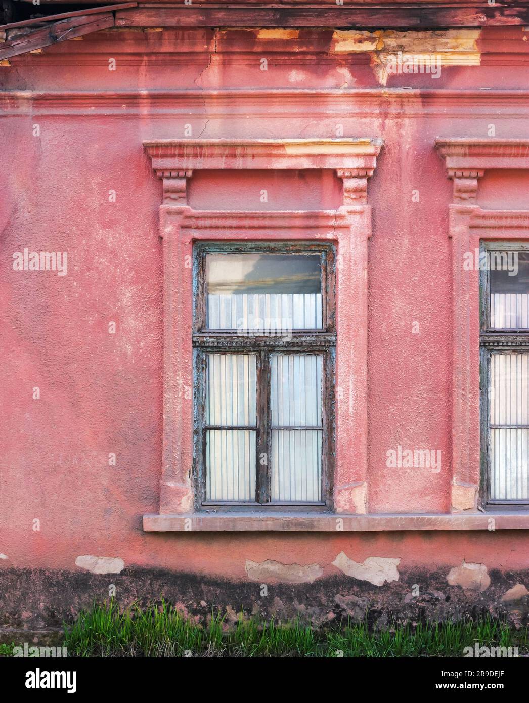 retro windows on the grunge facade. traditional old european architecture Stock Photo