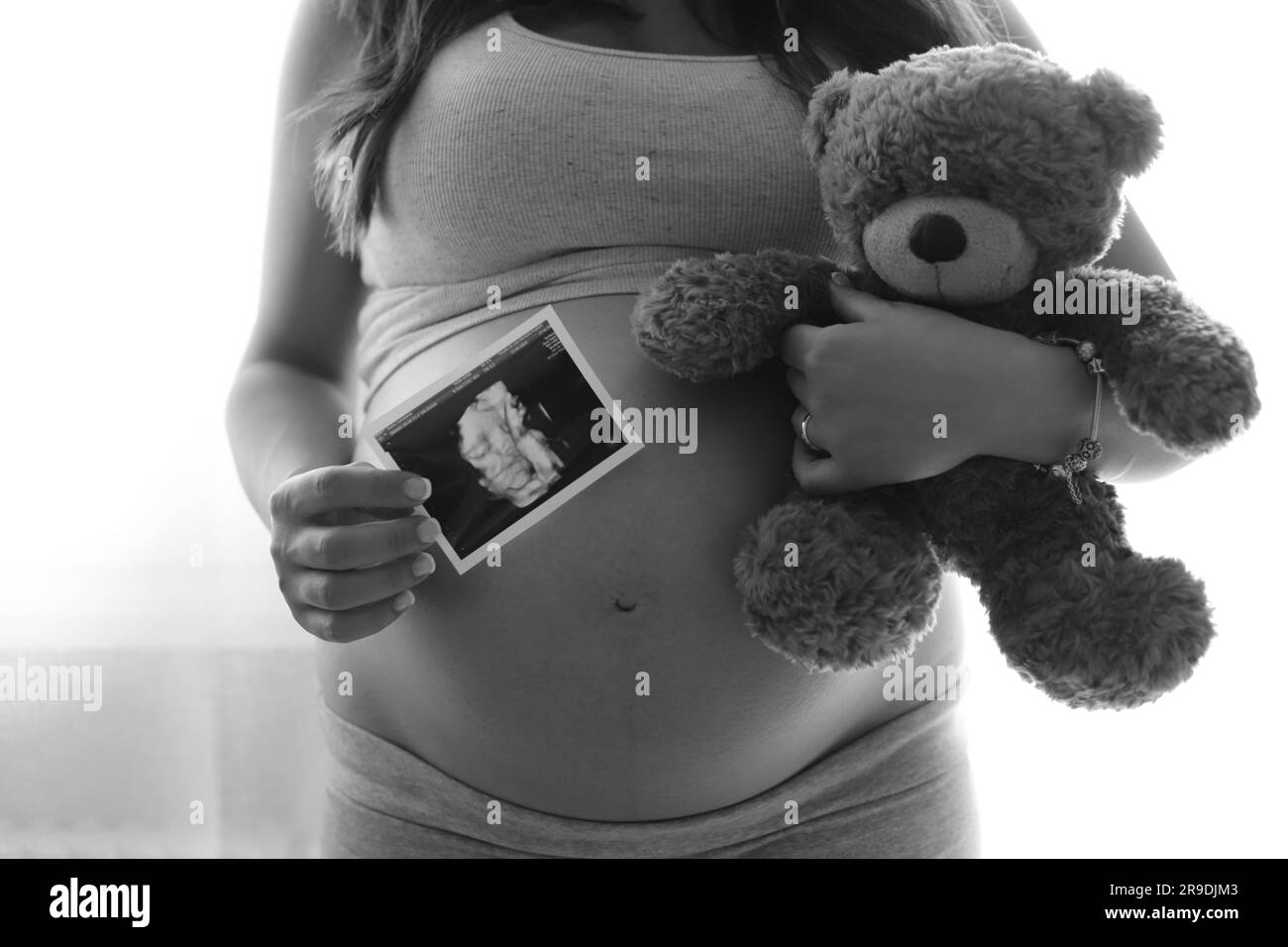 pregnancy-newborn-stock-photo-alamy