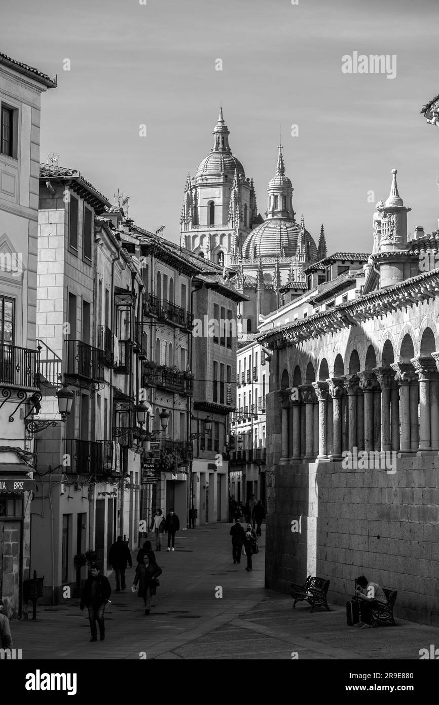 Segovia, Spain - February 18, 2022: Plaza Medina del Campo, a historic square that hosts San martin Church, Las Sirenas de Segovia and Juan Braco stat Stock Photo