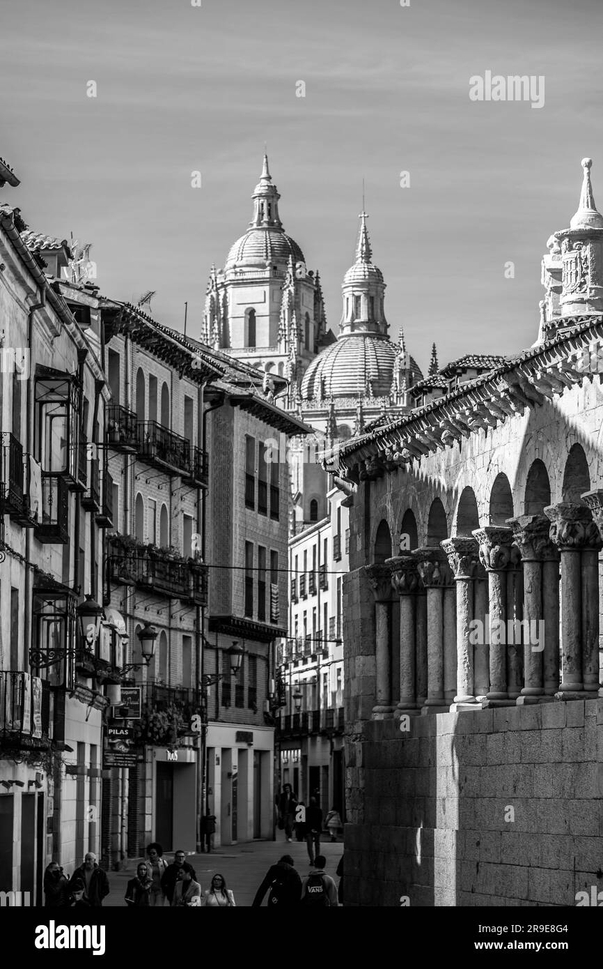 Segovia, Spain - February 18, 2022: Plaza Medina del Campo, a historic square that hosts San martin Church, Las Sirenas de Segovia and Juan Braco stat Stock Photo